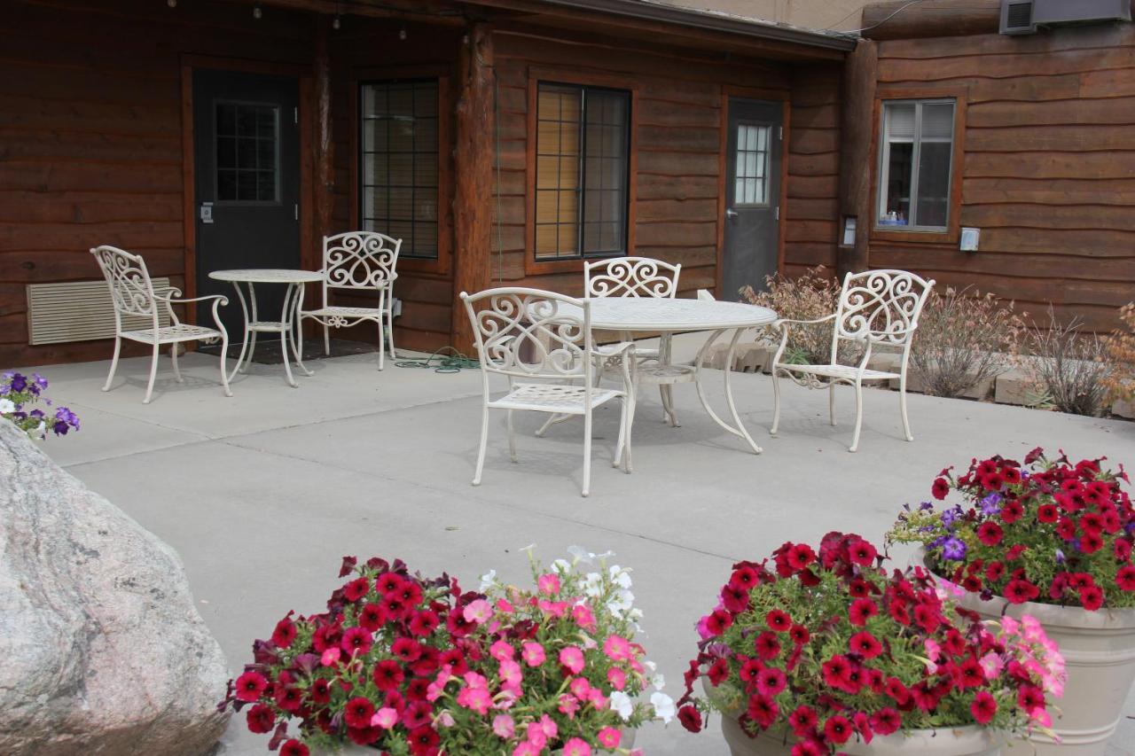 Homestead Inn And Suites Hardin Екстер'єр фото