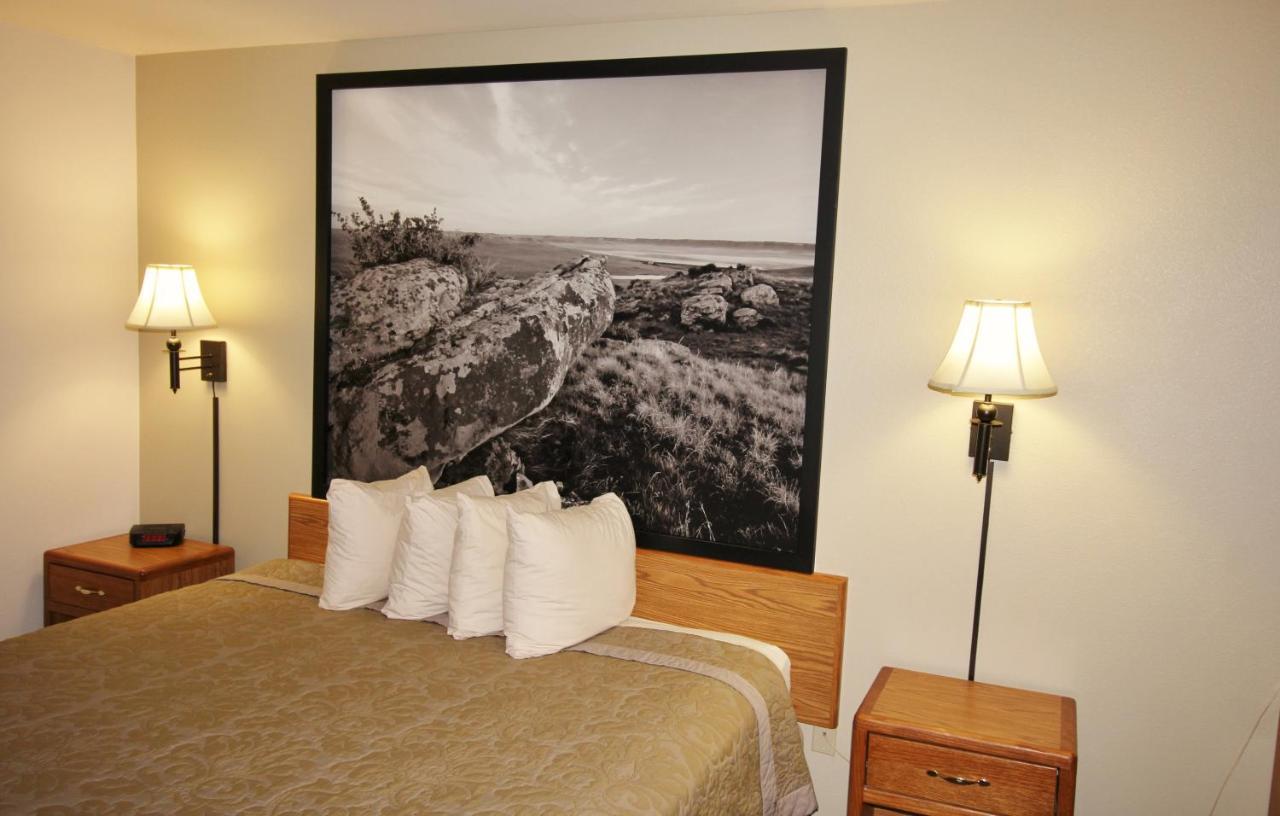 Homestead Inn And Suites Hardin Екстер'єр фото