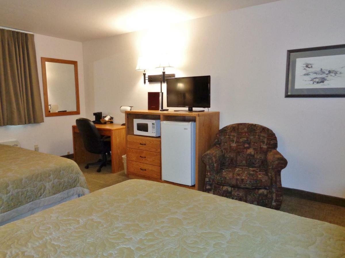 Homestead Inn And Suites Hardin Екстер'єр фото